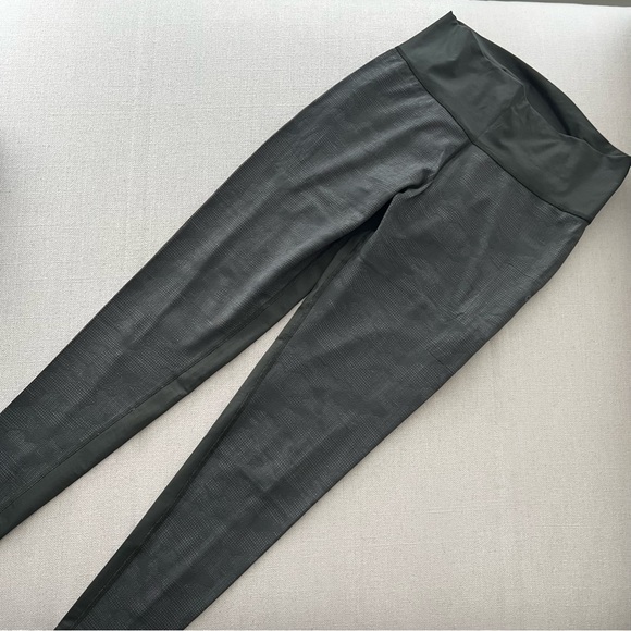 ADIDAS Believe This Jacquard High Rise Training Tights - Picture 3 of 12